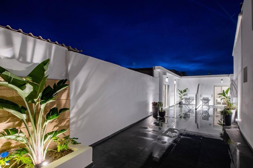 Sunwaves Beach Studio II Ialisos Exterior foto